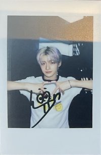 Play Hard yzy 上海中簽1.0 簽售卡 復刻拍立得