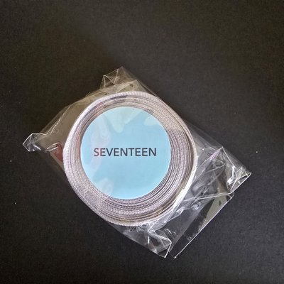 SEVENTEEN 2021聖誕周邊 禮盒內容物 緞帶