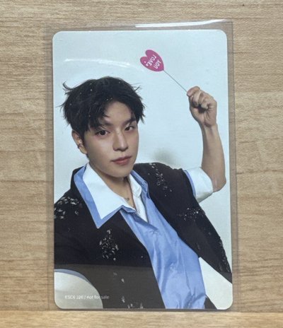 HOLLOW專輯卡-金昇玟