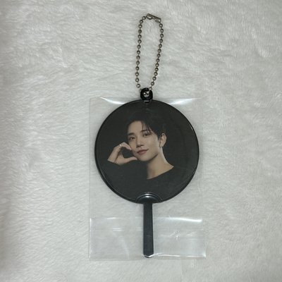 Seventeen洪知秀 小黑扇 小盤退坑售