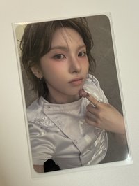 Bae 正規一 普版專卡1