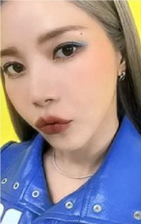 TWO RABBITS 專輯卡 