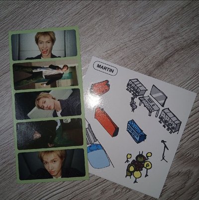 cortis 年曆卡整圖