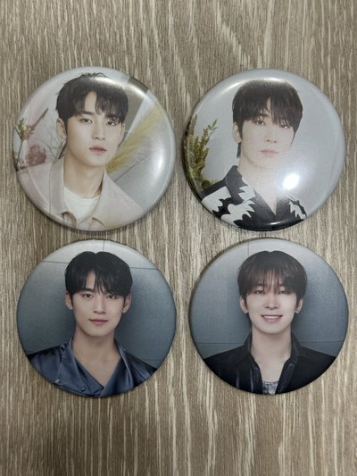 圓奎 24咖啡廳 right here 日巡徽章