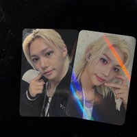 金髮帥哥單手比心（反光ver)