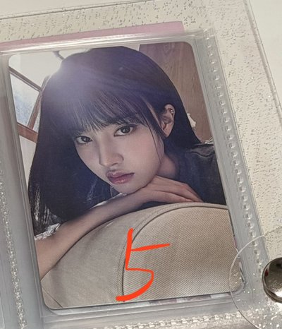 STAYC 全員都有 各種美麗紙片