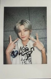 Play Hard yzy 0308上海中簽2.0 復刻拍立得 簽售卡 