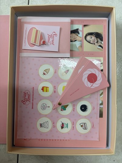 IZ*ONE Secret Time 年曆 秘密時間