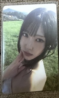 In Bloom 專輯卡 