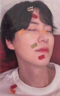 Restart yzy 簽售卡 