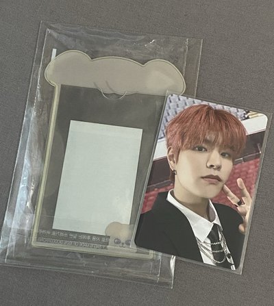 ⚐˒˒玟卡套（卡背是西裝帕皮 萌）