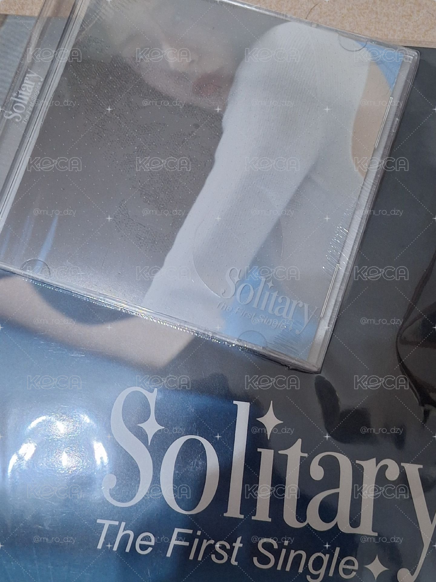 Solitary first single  未拆專輯 