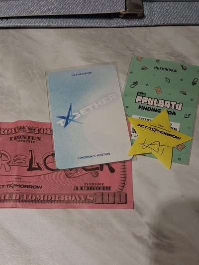 TXT 休寧凱 正四專輯卡 贈送台北場星星、紙鈔