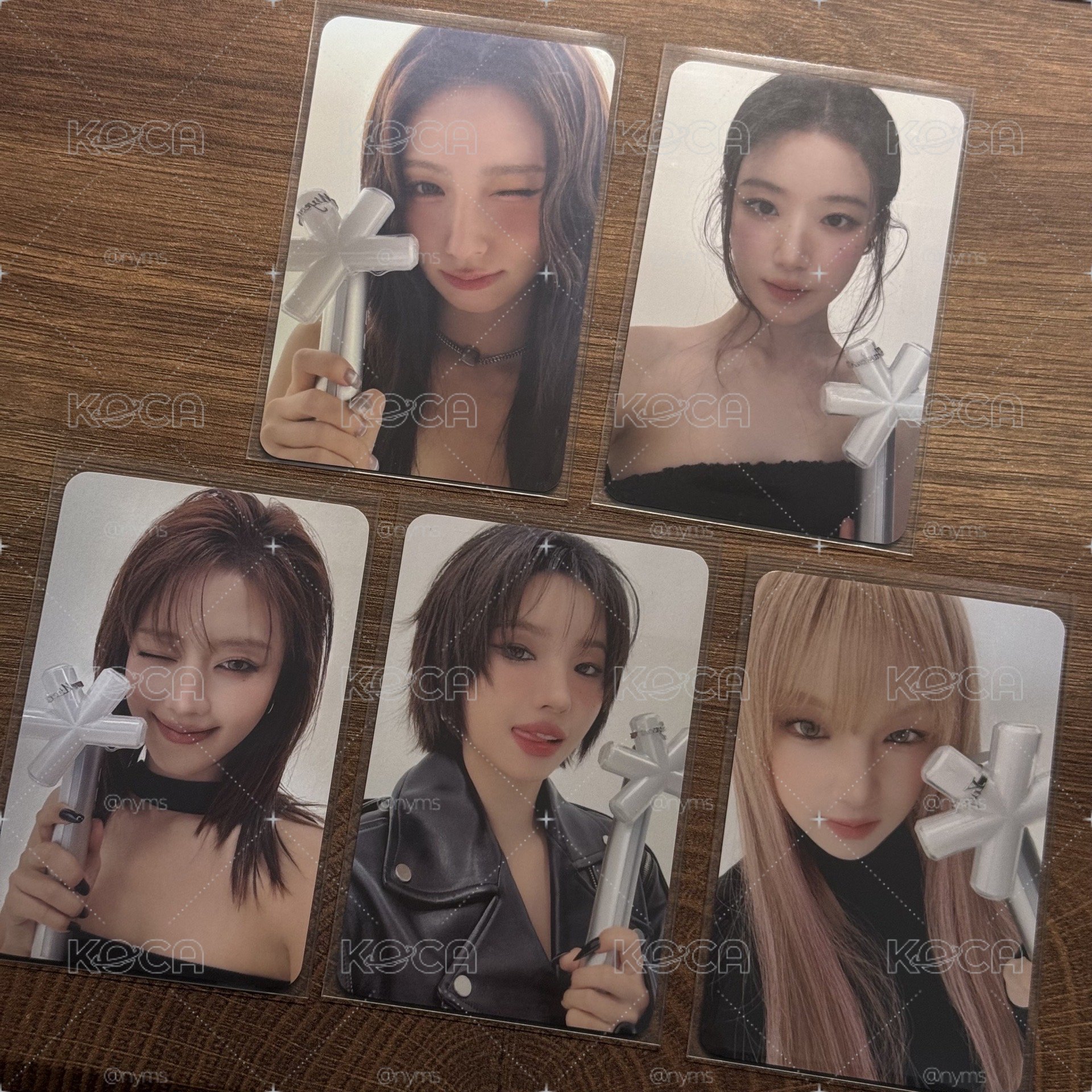 i-dle 三代手燈卡 一套