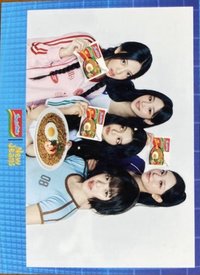 NewJeans x Indomie 團體 明信片 