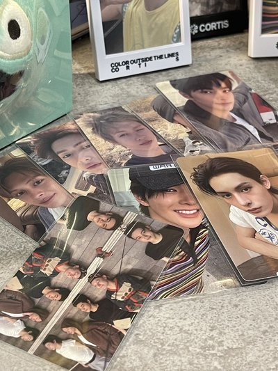 CORTIS-SingingBowl*1、Ball*1、專輯*3、wvs預售特典卡*3、wvs 預售特別禮 相框*3