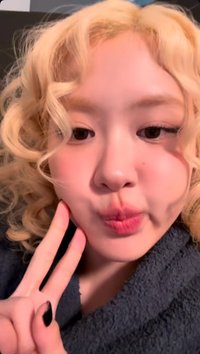 倪