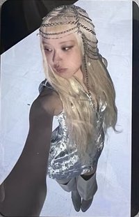 DEADLINE yg 特典卡 