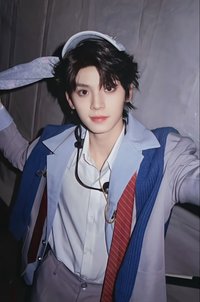 TF家族新年音樂會《榮耀》 隨機卡 R卡