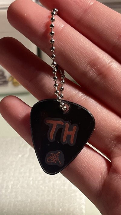 TXT MOA CON PICK 鑰匙圈吊飾顯