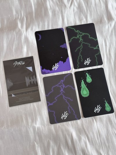 ［Stray Kids] 寅 NOEASY 專輯卡 🦊