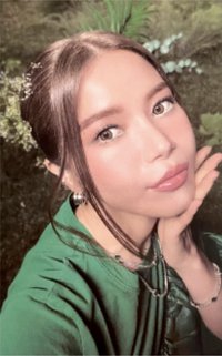 容：FACE 專輯卡 