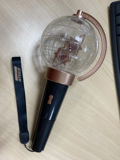 ATEEEZ一代手燈盤出