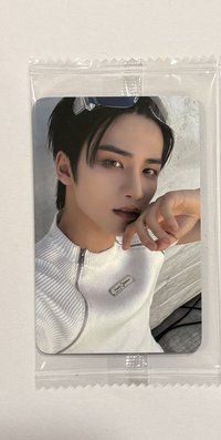 第三張單曲《Play Ball》 k4 特典卡 