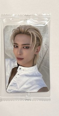 第三張單曲《Play Ball》 k4 特典卡 