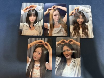 售Apink 迷你十一輯 "RE : LOVE" Minirecord 通路特典小卡 成套