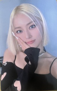 1st mini album [7+UP] Queen ver. 專輯卡 