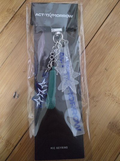 TXT ACT:TOMORROW 麥克風吊飾 杋圭 BEOMGYU