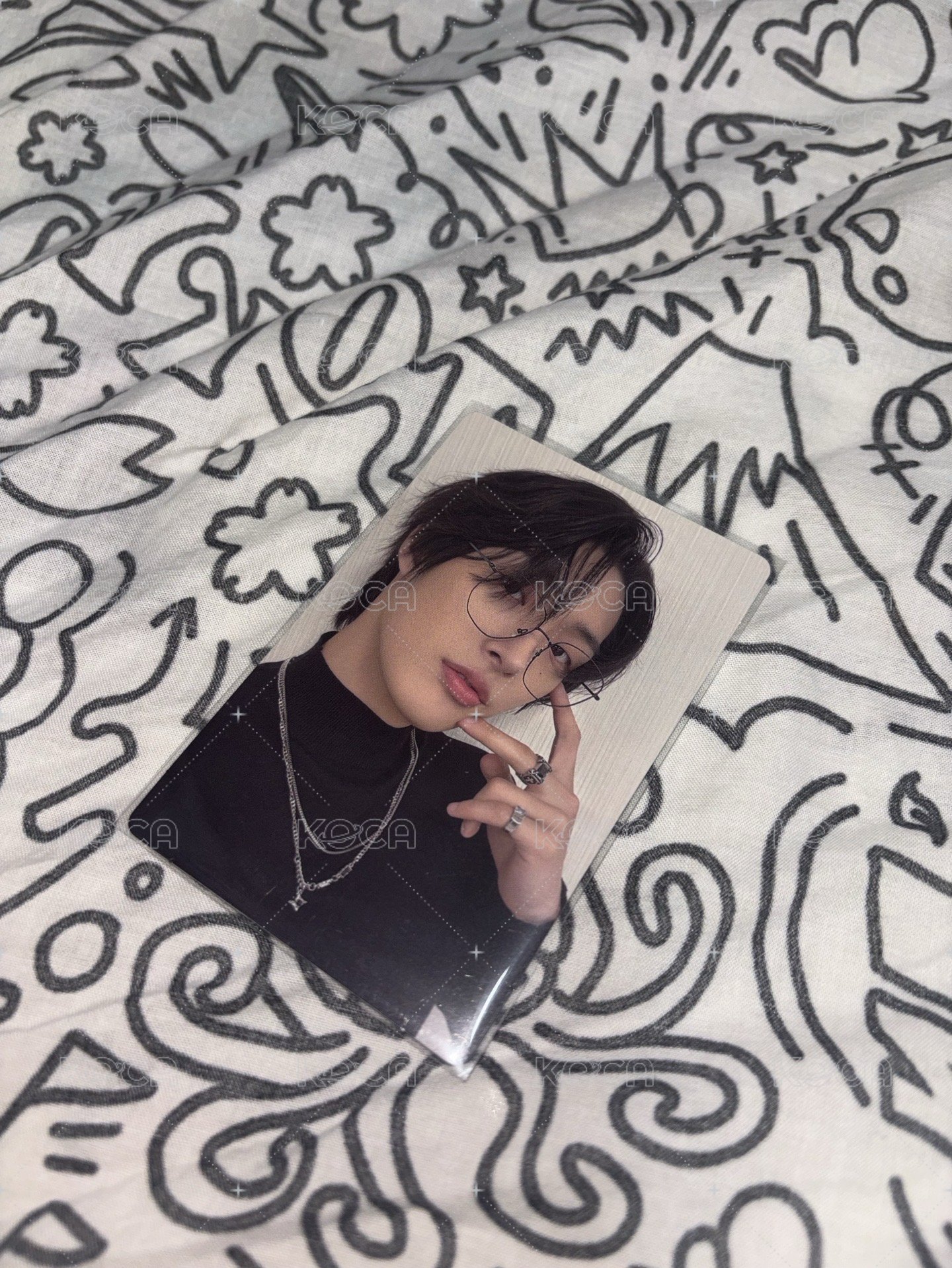 旼琦 臉頰愛心