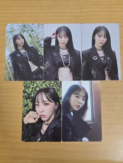 village of eternal glow 首爾隨機卡包