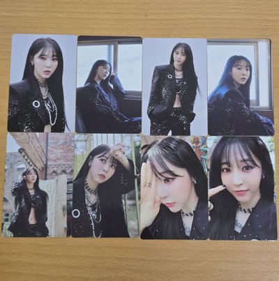 village of eternal glow 高雄隨機卡包