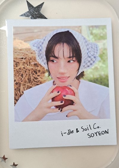 idle 2026年曆固配拍立得