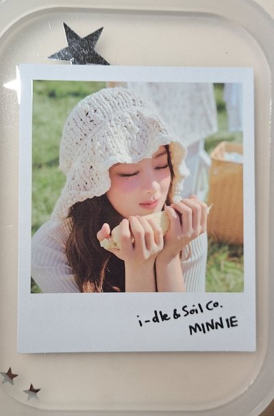 idle 2026年曆固配拍立得