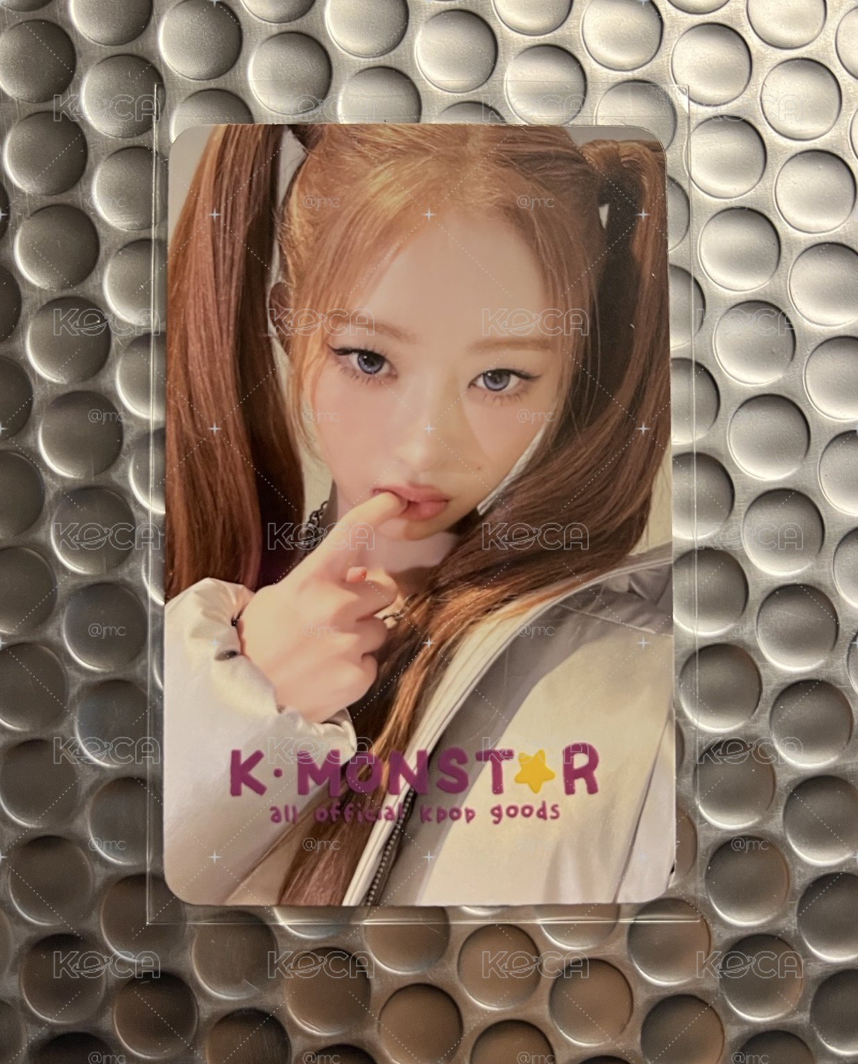 KM 吸手指 怜