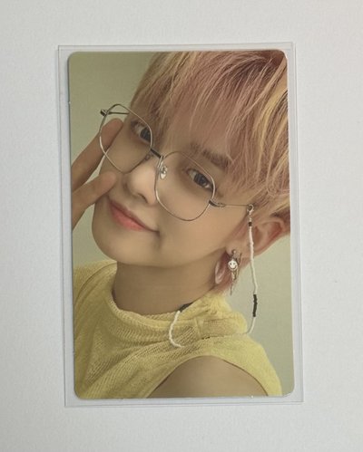 TXT 崔然竣 紅衣竣 小卡