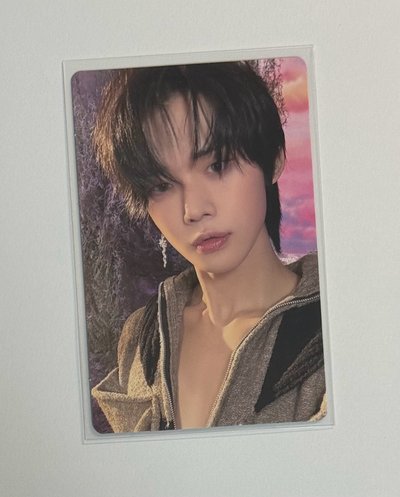 TXT 崔然竣 紅衣竣 小卡