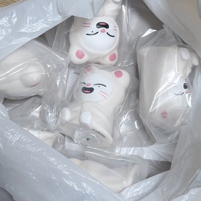 SKZOO 萬代 發光扭蛋