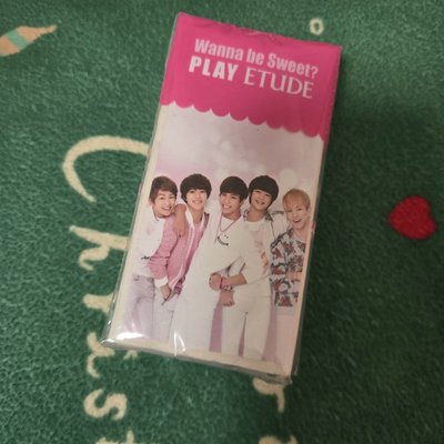 SHINee早起代言Etude House週邊