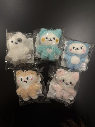 全新未拆潦草娃