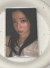 wvs幸運卡（卡面有些白點不小心刮到一點不太明顯介意別下