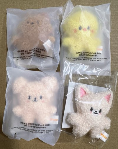 直出 全新未拆 潦草娃 城 菲 玟 寅 