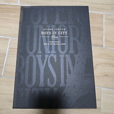 SUPER JUNIOR 巴黎寫真書