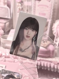 美美的一張官拍ㅠ