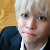 恩奭一隻小咪🤏🏻