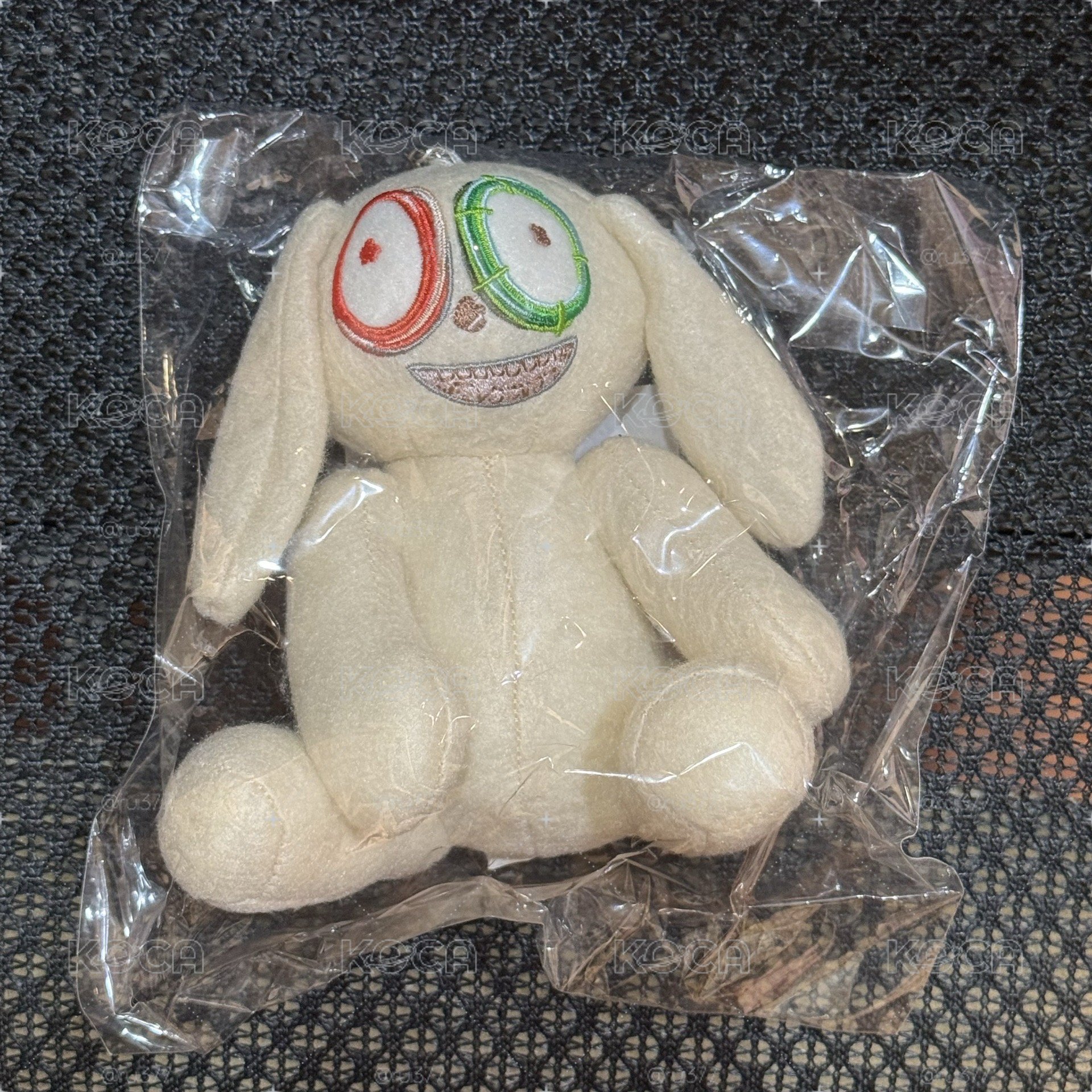 彩瑛 設計兔娃