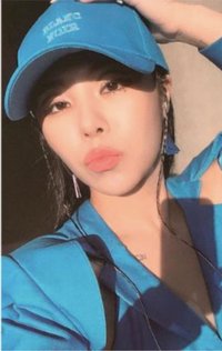 redd WHITE BACK ver. 專輯卡 